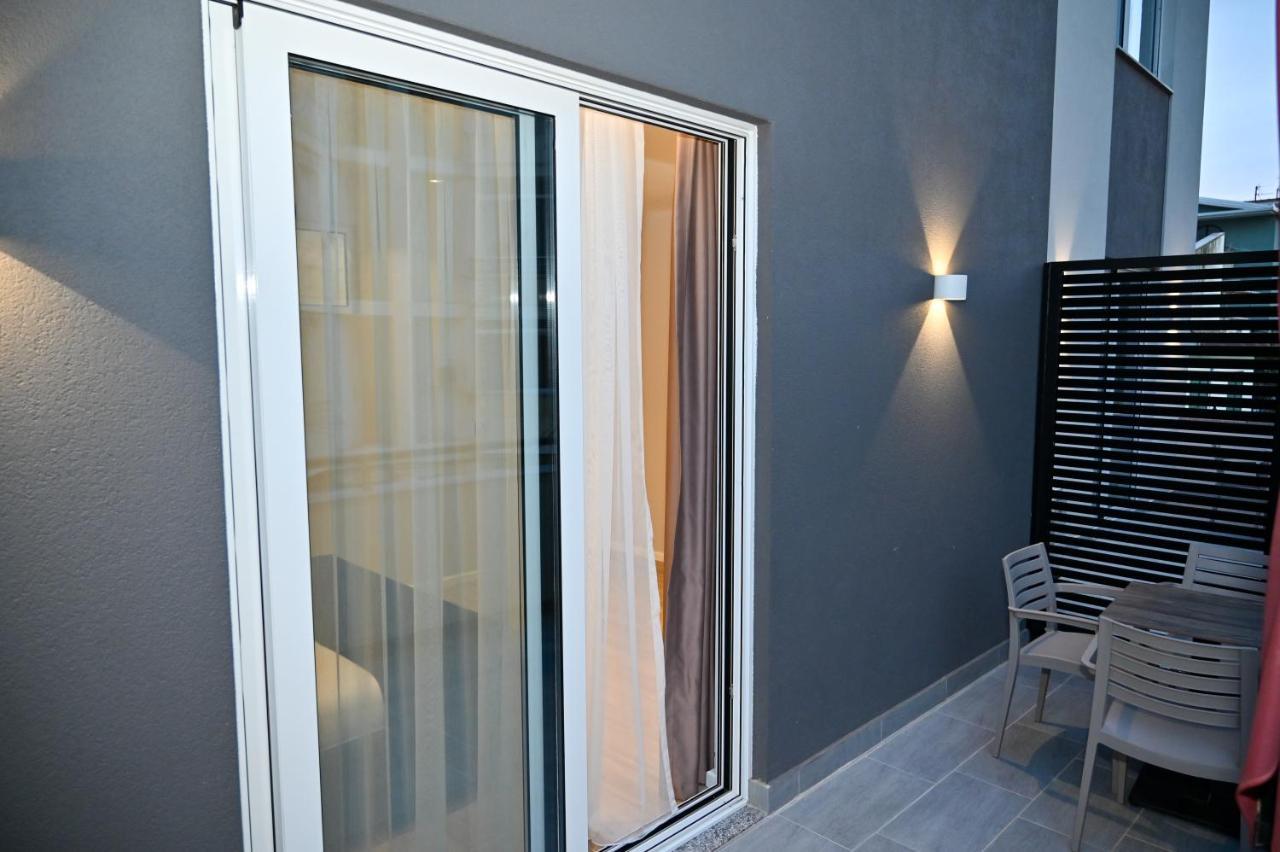 Hotel Vino Durrës Kültér fotó