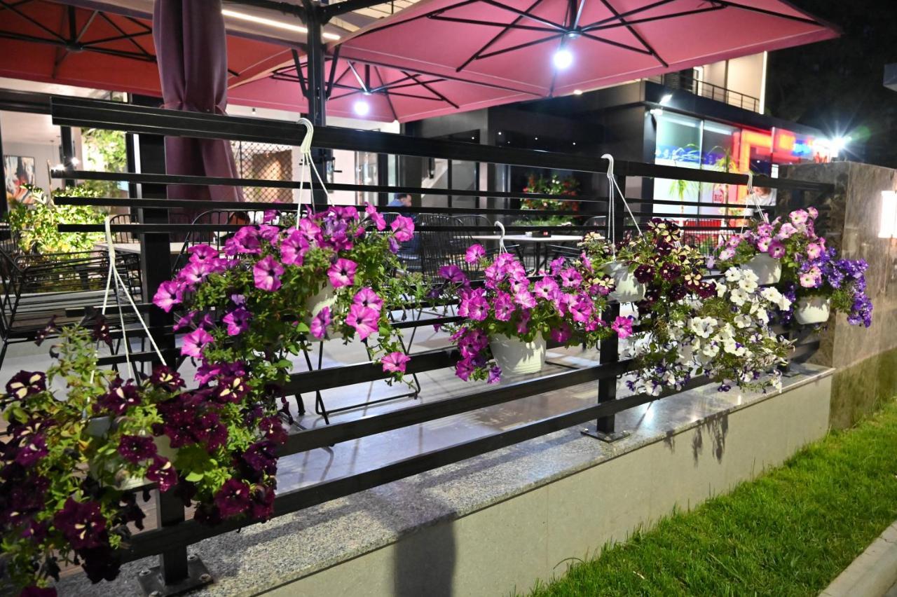 Hotel Vino Durrës Kültér fotó