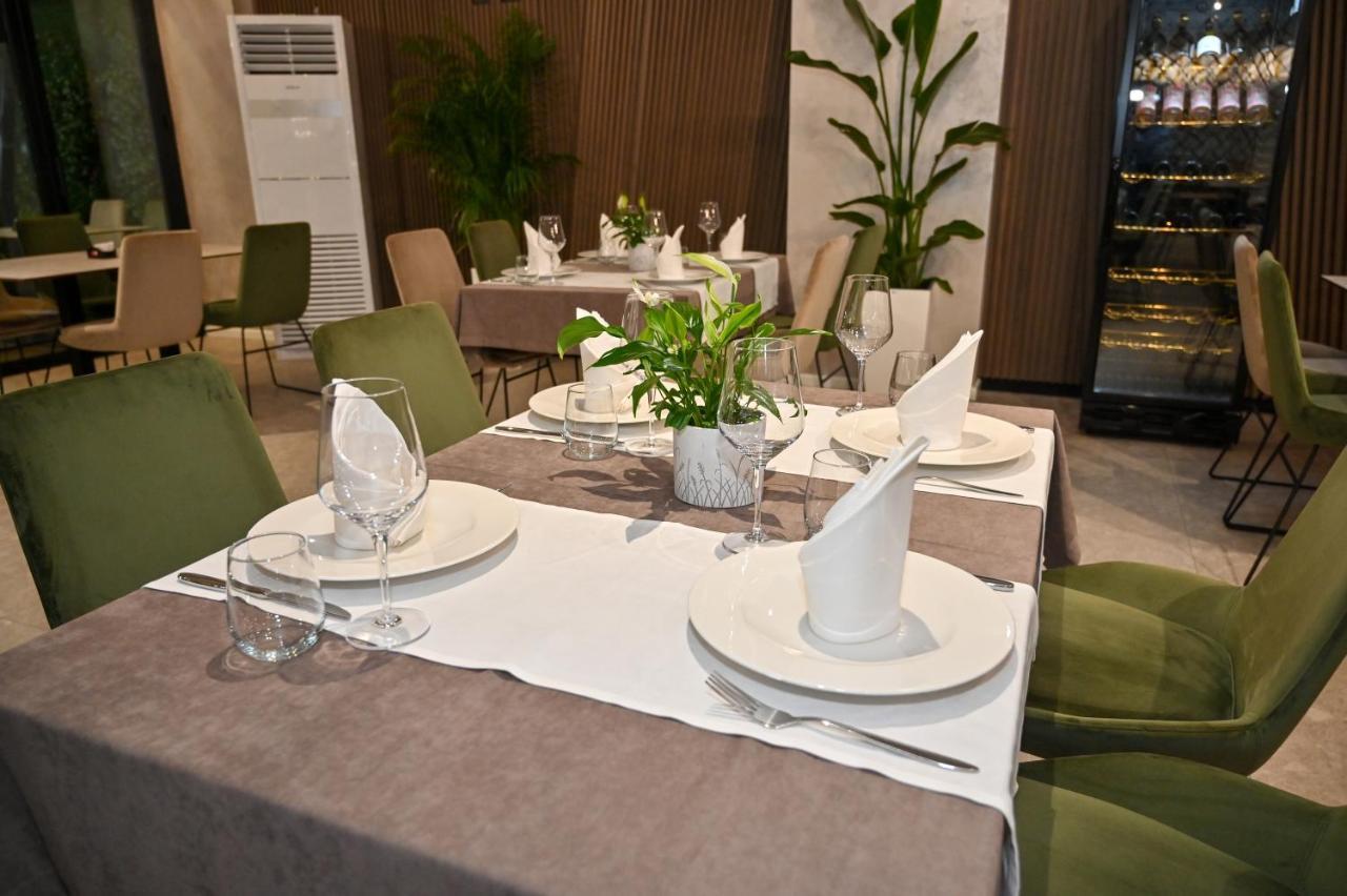Hotel Vino Durrës Kültér fotó